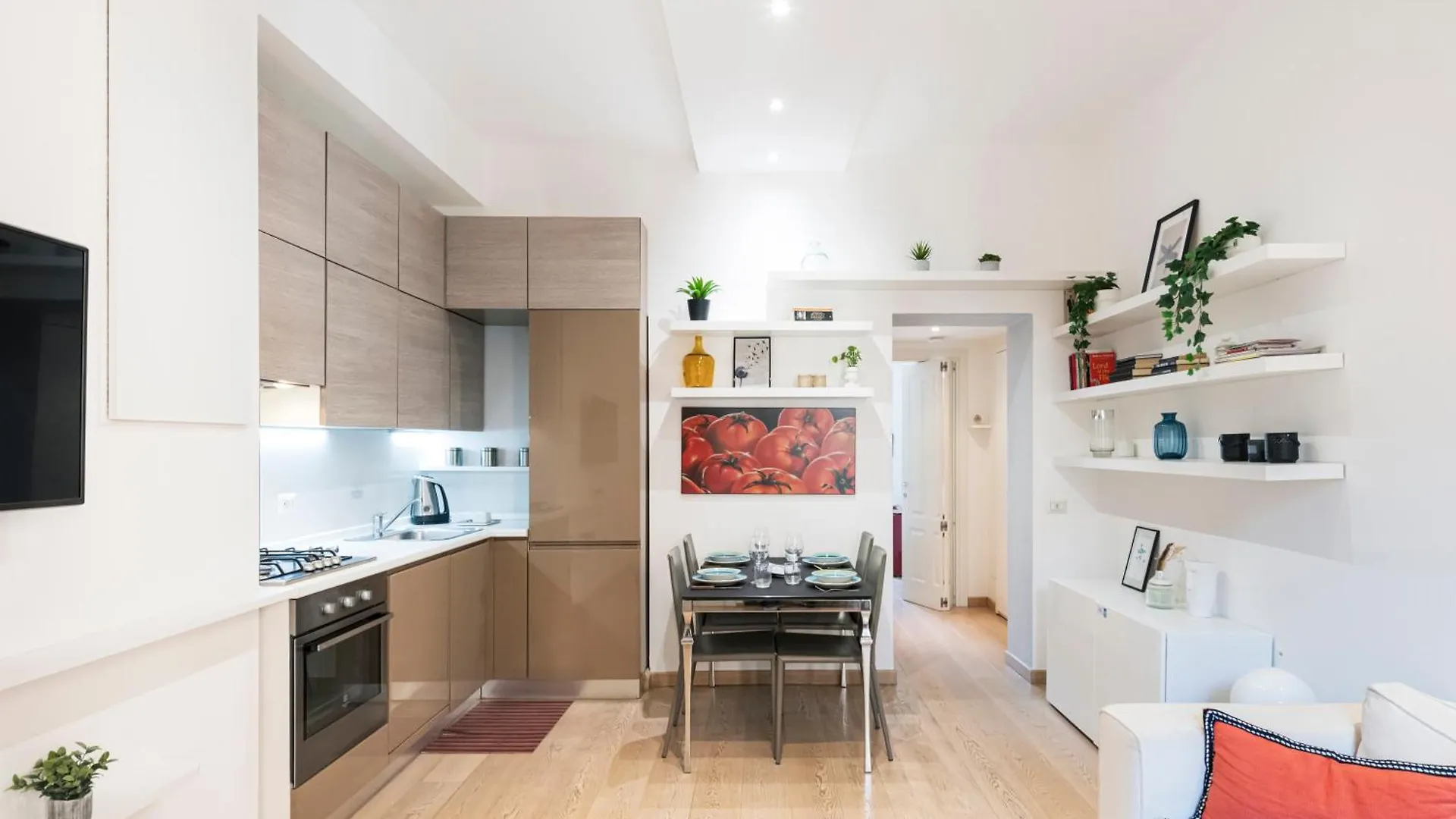 Contactos de Easylife - Elegante Appartamento In Porta Romana